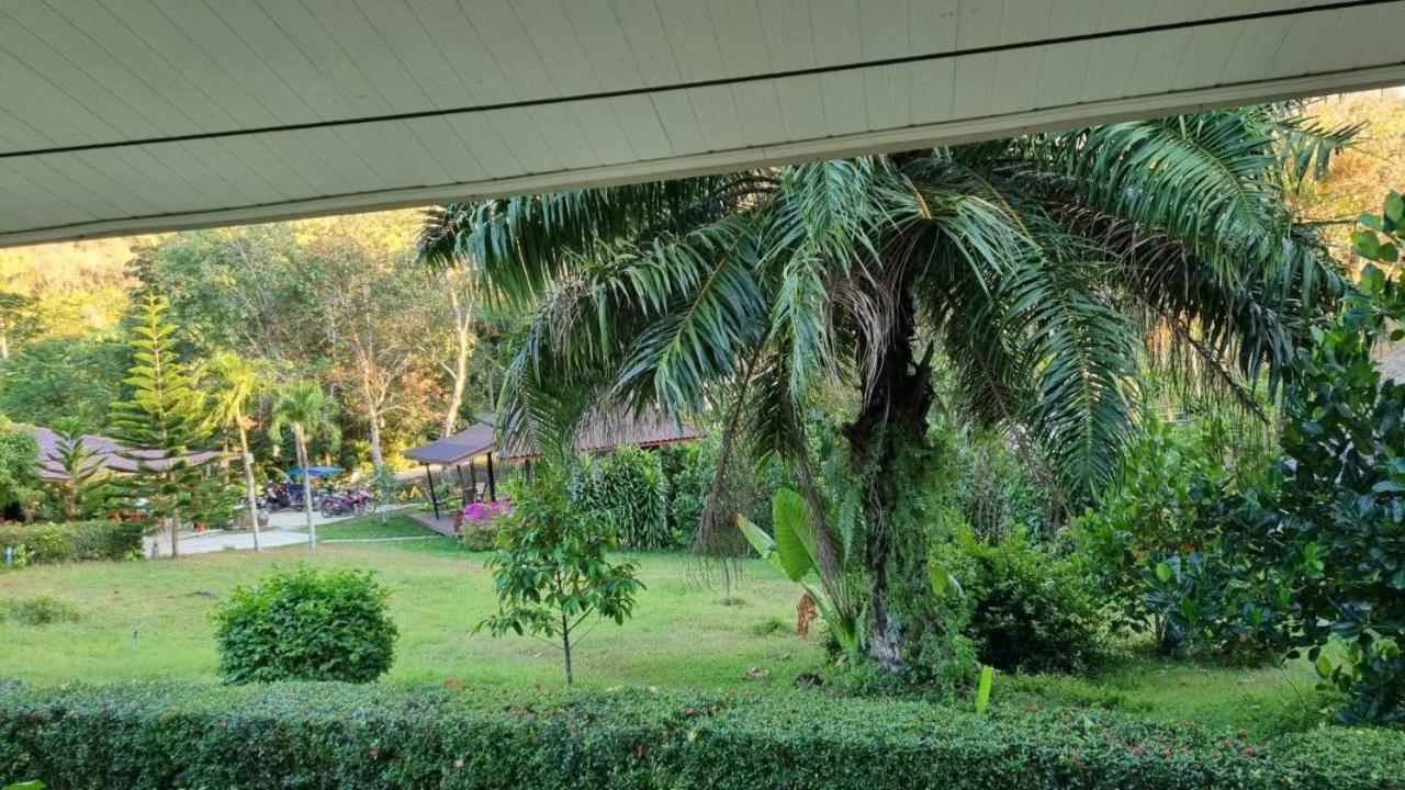 Mookies Bungalows Ko Mook Eksteriør bilde